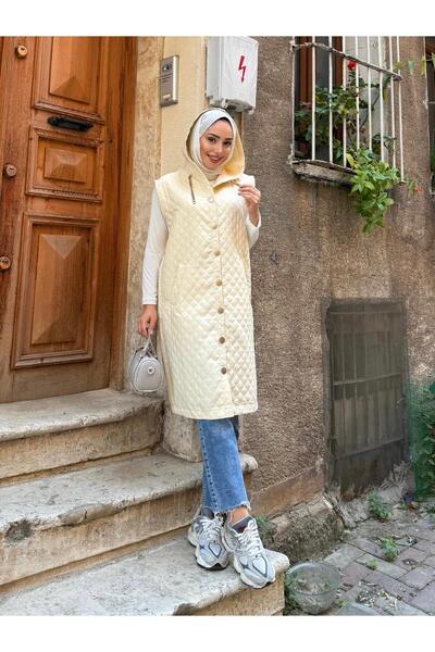 butik hira Quilted Hooded Vest