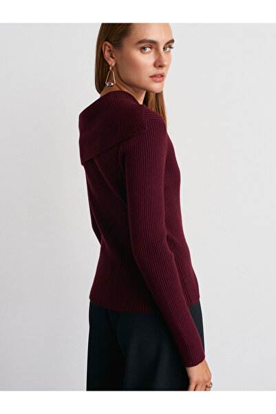 Dilvin 10815 Pulover din tricotaj cu guler asimetric din lână - Bordeaux M.