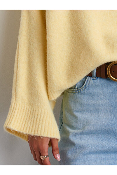 Dilvin 10817 Yarasa Kol Yün Karışımlı Triko Kazak-Açık Sarı