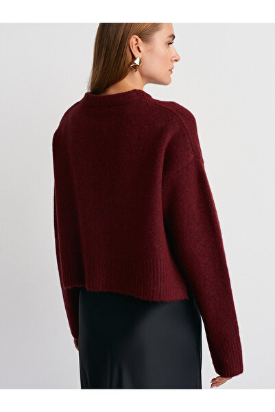 Dilvin 60280 Stand-Up Collar Buttoned Soft Textured Slit Knit Cardigan-Burgundy M.