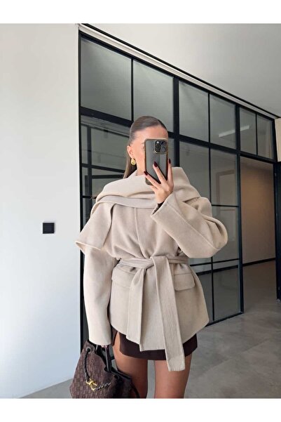 BB Bensu Buyruk FULARLI BEJ RENGİ %100 YÜN KABAN