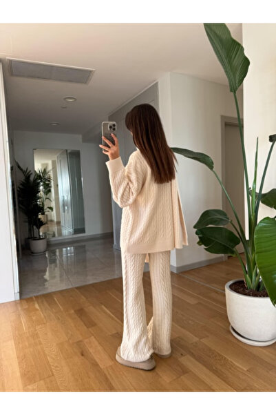 LE CARAMBOLE Women's Cream Hair Braided Scarf Sweater Pants Triple Knitwear Set