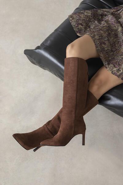 STRASWANS Wati Kadın Aksesuar Detay Süet Çizme Kahve