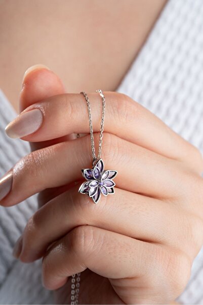 zarifje نموذج قلادة زهرة اللوتس الأرجوانية الفولاذية