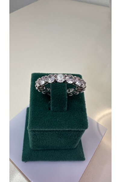 ela jewelry خاتم فضي اللون مرصع بالأحجار الكريمة على شكل دائرة كاملة