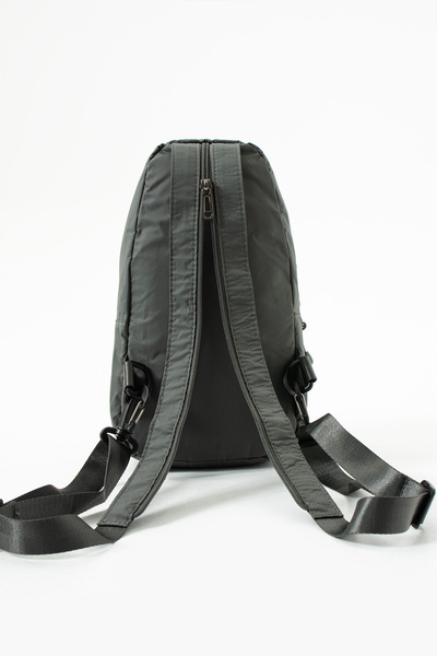 BLACK Refa Model Unisex Crinkle Fabric Water Resistant Body Bag with Crossbody and Backrest Strap Vip