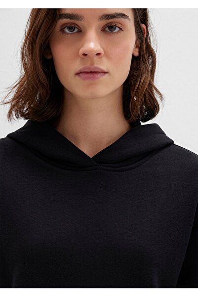 Mavi boxy fit (geniş kutu gibi inen kesim) sweatshirt