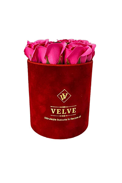 velve Pachet Velvet, cu 9 trandafiri de sapun, suport bijuterii in forma de silueta si pantof