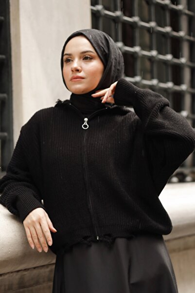 Kombinazon Vals Hooded Black Cardigan with Vintage Detail