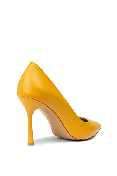 Deery Women's Mustard Color Stiletto Shoes