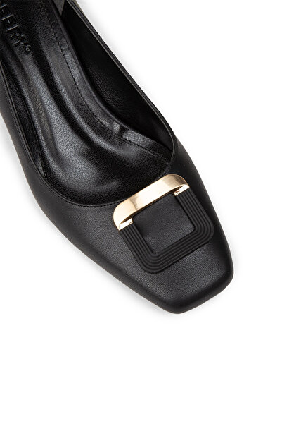 Deery Women's Black Buckle Detailed Heeled Shoes