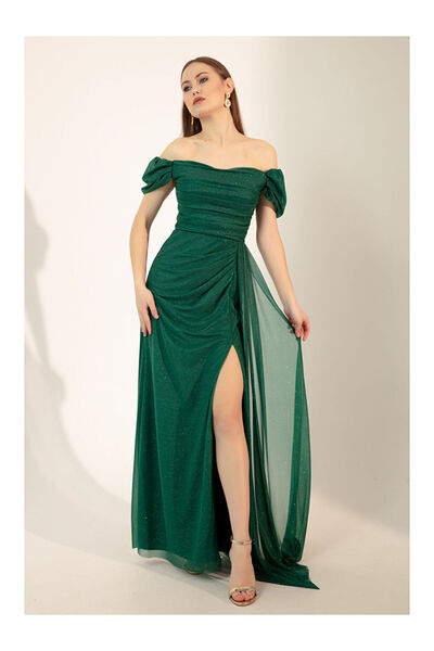 LC Waikiki Kadın Zümrüt Yeşili Kayık Yaka Drapeli Yırtmaçlı Uzun Simli Abiye ...