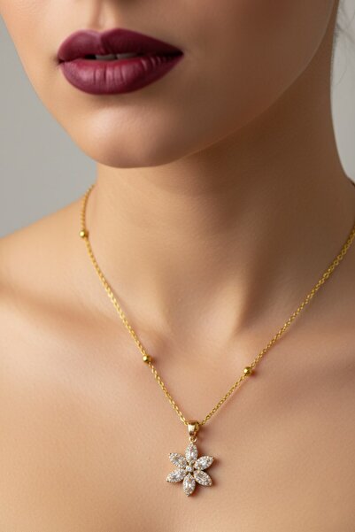 zarifje قلادة نجمة من الفولاذ باللون الذهبي