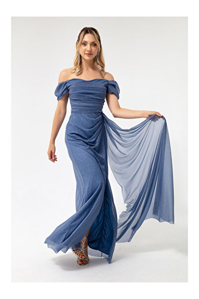 LC Waikiki Kadın İndigo Kayık Yaka Drapeli Yırtmaçlı Uzun Simli Abiye Elbise