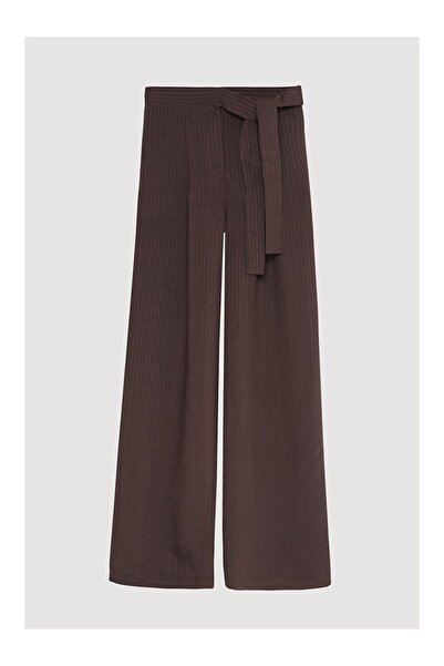 LC Waikiki Beli Bağlama Detaylı Bol Paça Pantolon Kahverengi