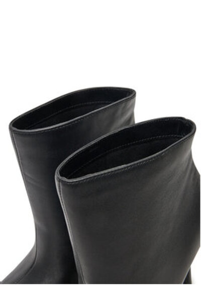 Steve Madden γυναικεία μποτάκια μέχρι τον αστράγαλο SM11003451 μαύρα