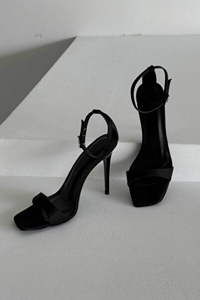 AYAKKABI PRENSİ Garcia Black Matte Satin