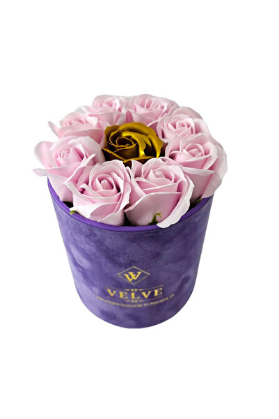 velve Aranjament floral Velvet, cu 9 trandafiri de sapun, in cutie mov de cat...