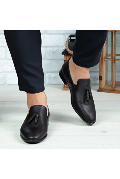 Piello Genuine leather loafers with perforated details and decorative tassels, Black