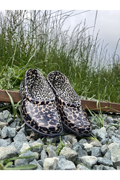 BOTMAX Women's Leopard Patterned Waterproof Plastic Garden Shoes