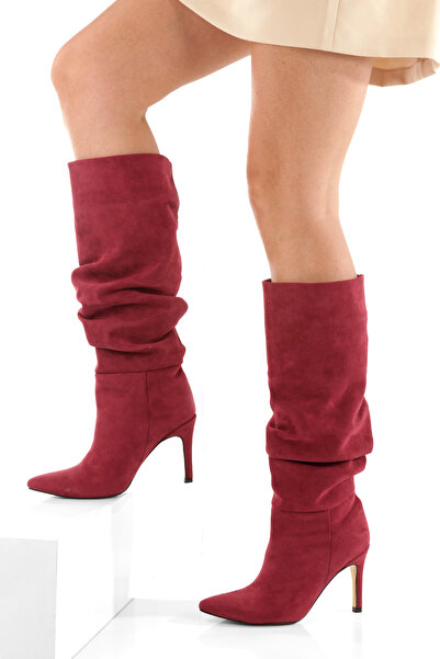 Ayakkabı Podyumum حذاء ''بوركيو'' من الجلد السويدي الأحمر ذو مقدمة مدببة ونعل...