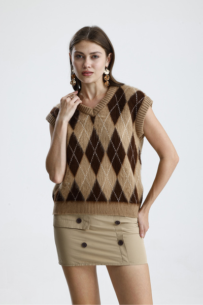 dgs look Women's Diamond Patterned Soft Knit Sweater