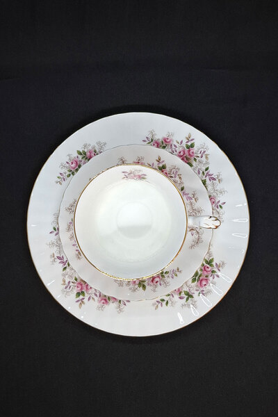 Royal Albert Lavender Rose Bone China İngiliz Porselen 3 Parça Çay Fincanı 160 ml