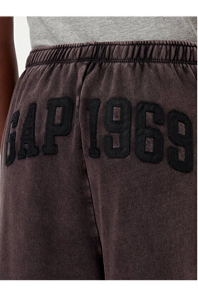 GAP Γυναικεία Φόρμα 672610-02 Καφέ