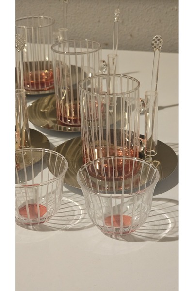 Keopsantique home 18 Pieces Red Tea Set with Spoon