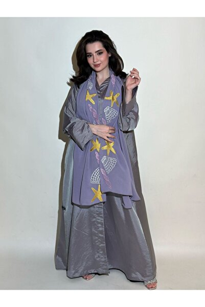 Elegant Gray balloon abaya with embroidered tarja