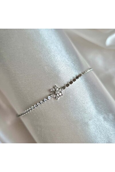 Haze سوار صغير من الفولاذ المقاوم للصدأ على شكل ندفة ثلج