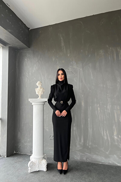 kamacibutik Φόρεμα με ζώνη με λαιμόκοψη