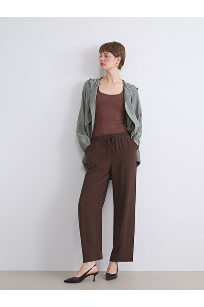 LC Waikiki Γυναικείο παντελόνι με ελαστική μέση και φαρδύ πόδι, νέα σεζόν