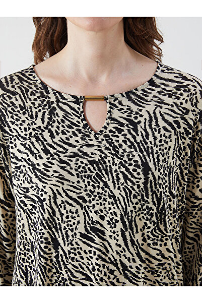 LC Waikiki New Season Crew Neck Patterned Blouse