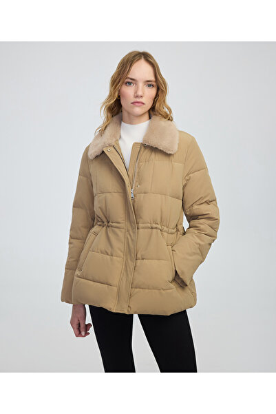 İpekyol Quilted Coat with Faux Fur Collar