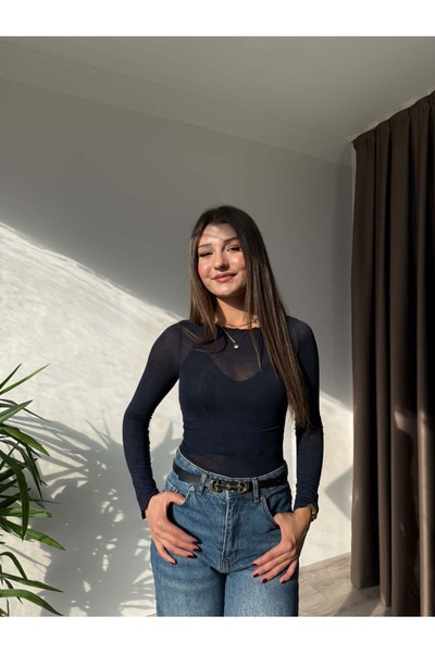 Reyhan Bilgin Transparent Kayik Yaka Bluz