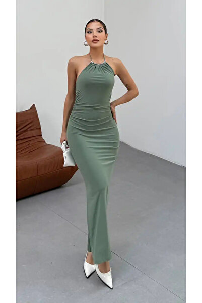 cemo Yaka Ay Aksesuarlı Boyundan Bağlamalı Drapeli Uzun Elbise