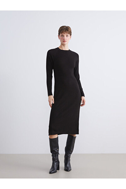 LC Waikiki Трикотажна рокля с кръгло деколте