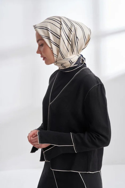 ARMANDA Marbling Pattern Double Sided Twill Silk Scarf - Cream/Black - Cream/...