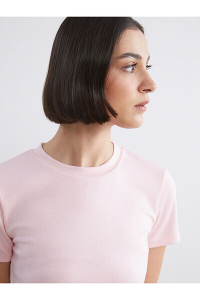 LC Waikiki Γυναικείο T-Shirt με λαιμόκοψη