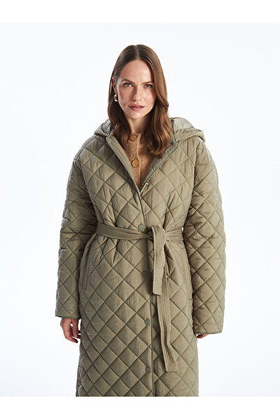 LC Waikiki Peak Yeni Sezon Kapüşonlu Kapitone Oversize Kadın Şişme Mont