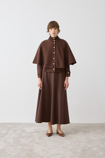 TERZİ DÜKKANI قبعة كابوت منسوجة من الفولاذ من دافني بلون بني