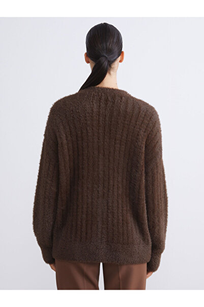 LC Waikiki Kahverengi V Yaka Kadın Pelüş Triko Hırka