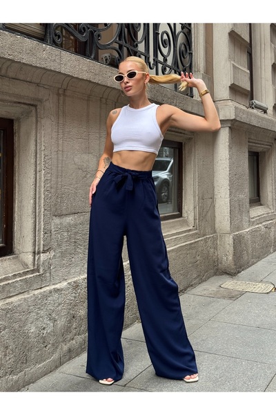 loia Γυναικείο παντελόνι σε μπλε ναυτικό χρώμα, με ψηλή μέση, άνετη εφαρμογή ...