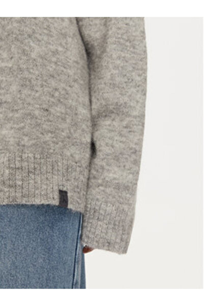 Calvin Klein Women's Sweater J20J224636 Gray