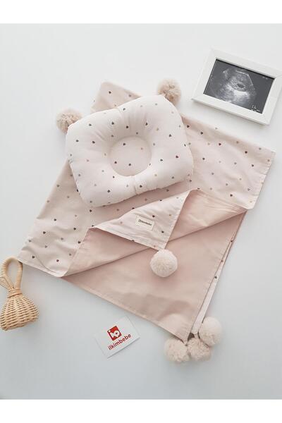 ilkimbebe طقم بطانية ووسادة للأطفال مع كرات قطنية كبيرة على شكل قلب 85×90