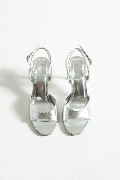 tivana Women's Metallic Heeled Sandals Valen - Silver