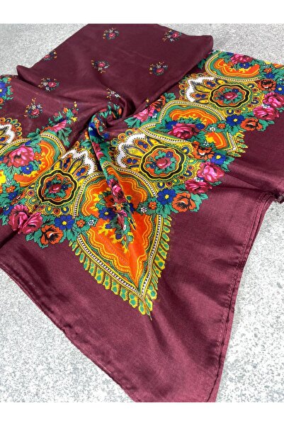 Sobe Hediyelik Mardin Calligraphy Burgundy Floral Patterned Headscarf on a Red Background 100X100 cm – Dowry and Daily Use