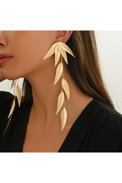 begüm jewelery ALTIN TONLU SARKAN YAPRAK DESEN TASARIM KÜPE