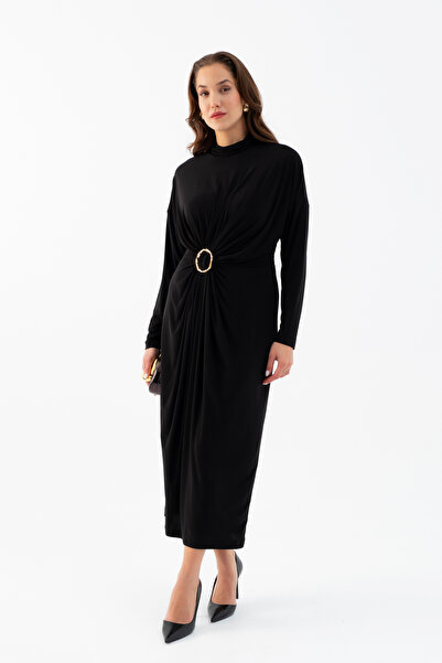 Lafaba Kadın Siyah Büzgülü Aksesuar Detaylı Midi Elbise